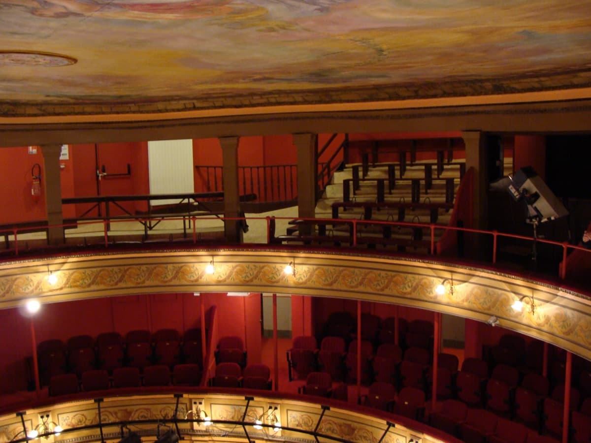 Qu'est-ce que le Paradis au théâtre?