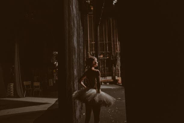 À quoi servent les coulisses au théâtre ?